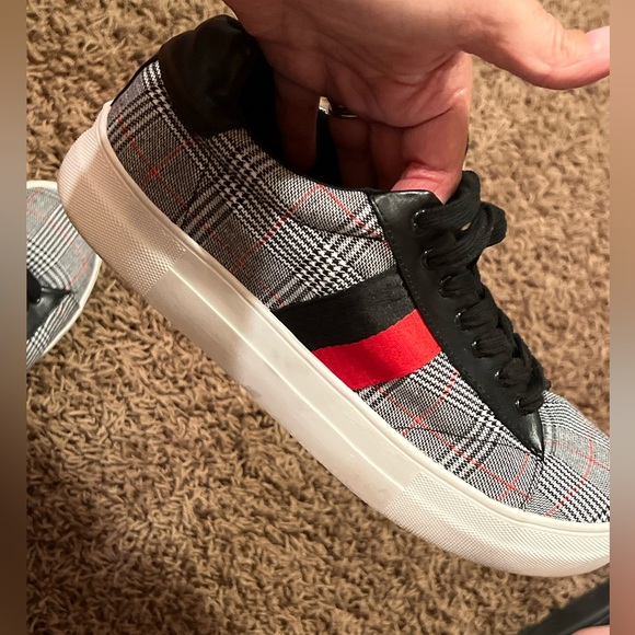 Steve Madden lace up platform sneakers size 10 - Picture 5 of 6